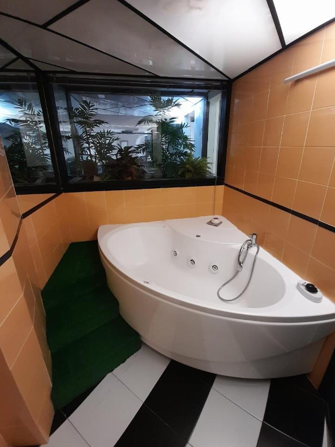 Corte Lambruschini Central Apartment With Free Covered Parking Генуа Екстериор снимка